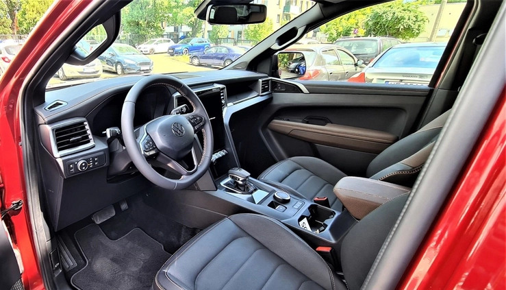 Volkswagen Amarok cena 302642 przebieg: 7, rok produkcji 2024 z Stepnica małe 596